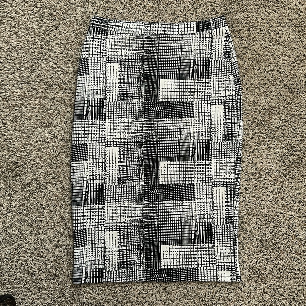Black and White Pencil Skirt